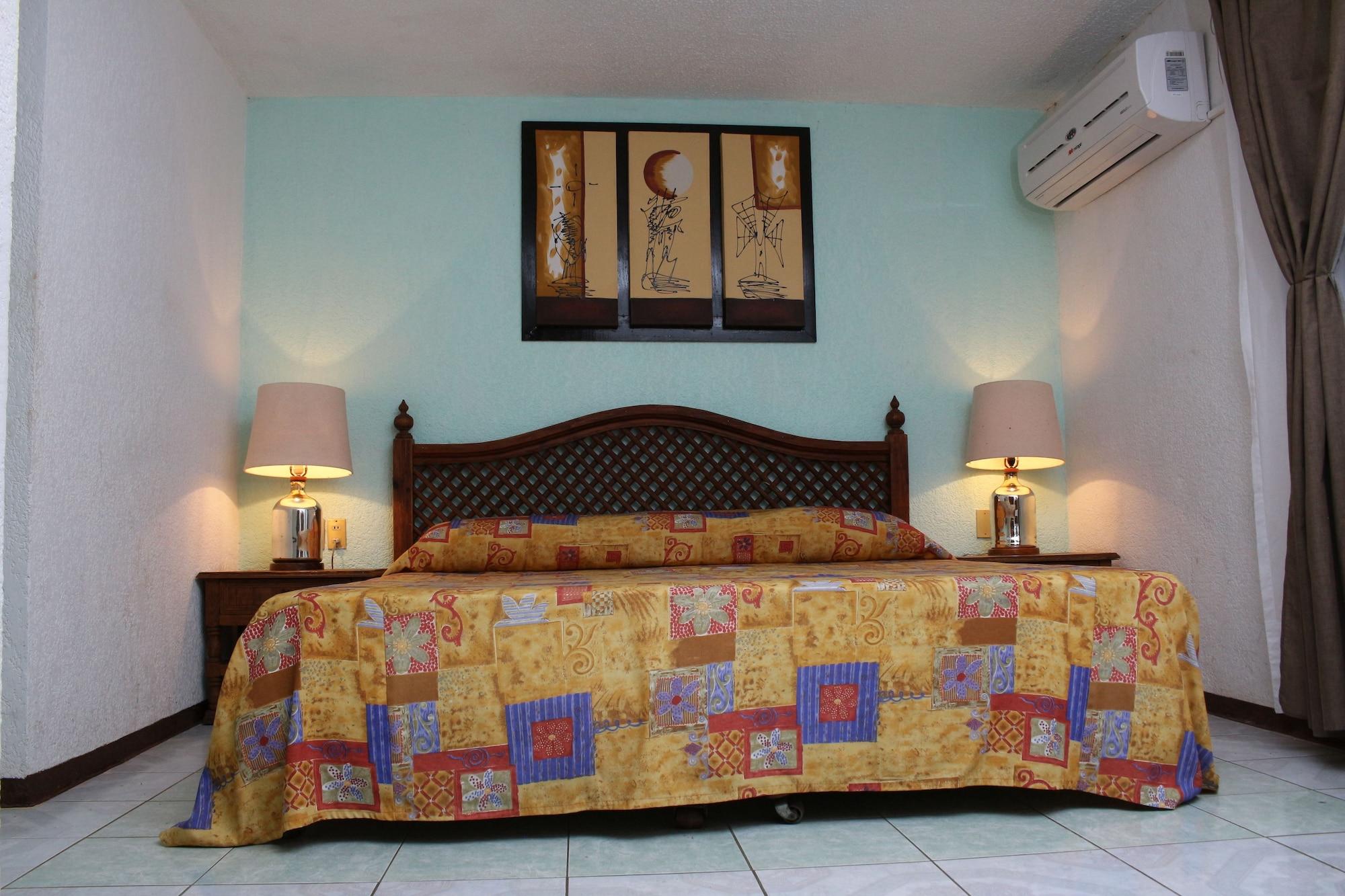 Hotel Spa Taninul Los Puentes ภายนอก รูปภาพ