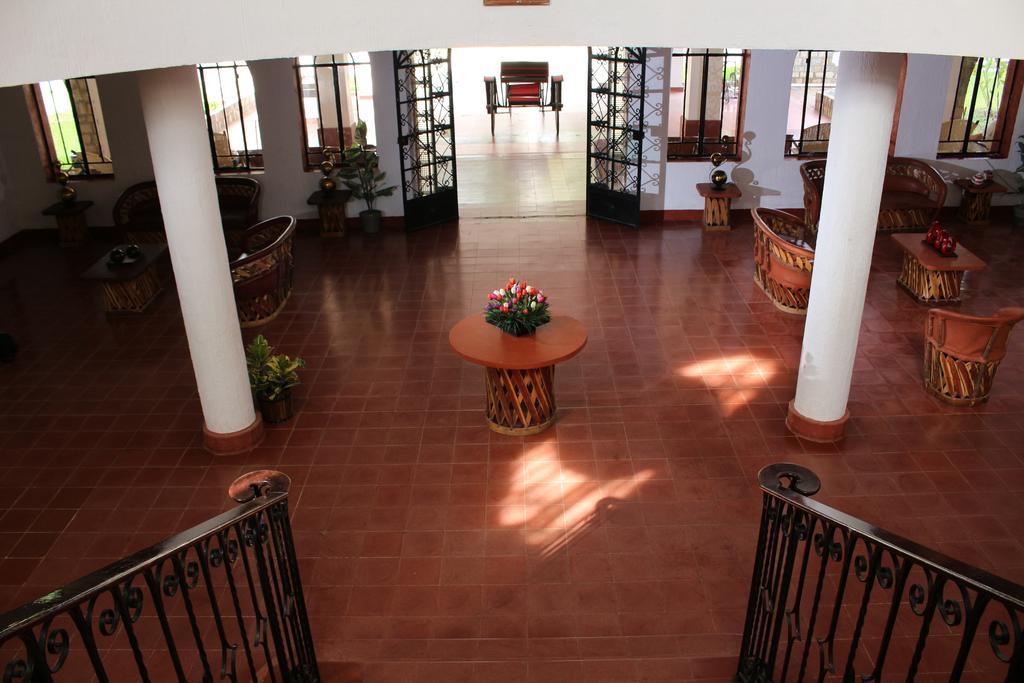 Hotel Spa Taninul Los Puentes ภายนอก รูปภาพ