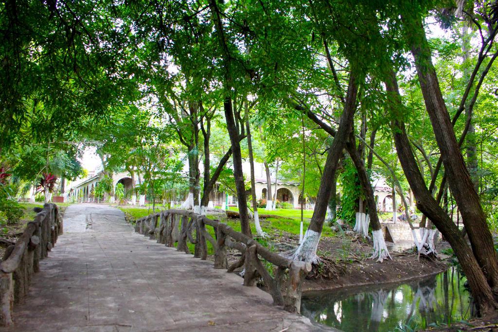 Hotel Spa Taninul Los Puentes ภายนอก รูปภาพ