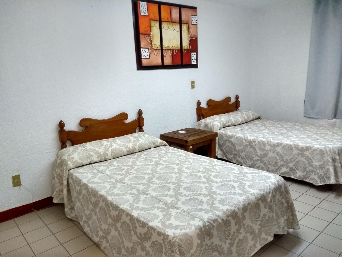 Hotel Spa Taninul Los Puentes ภายนอก รูปภาพ