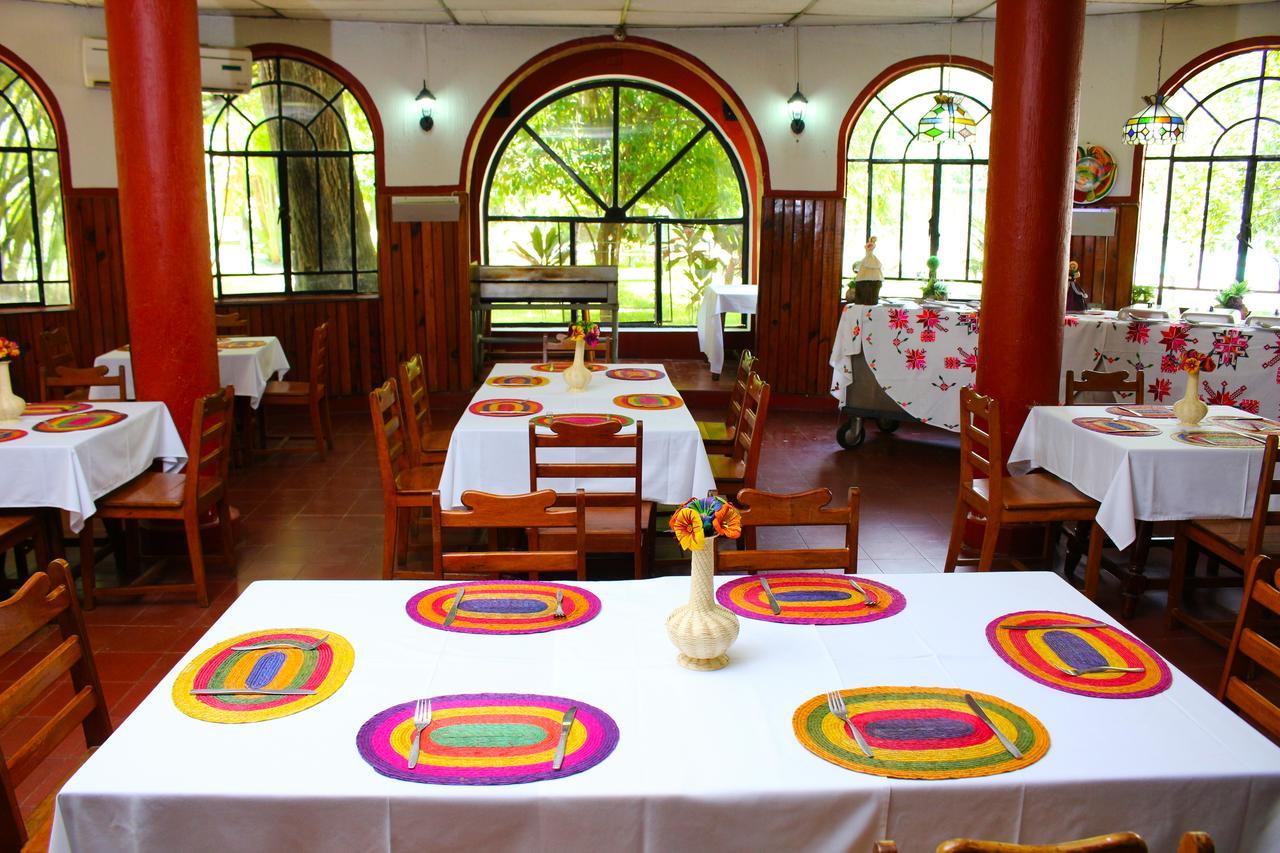 Hotel Spa Taninul Los Puentes ภายนอก รูปภาพ