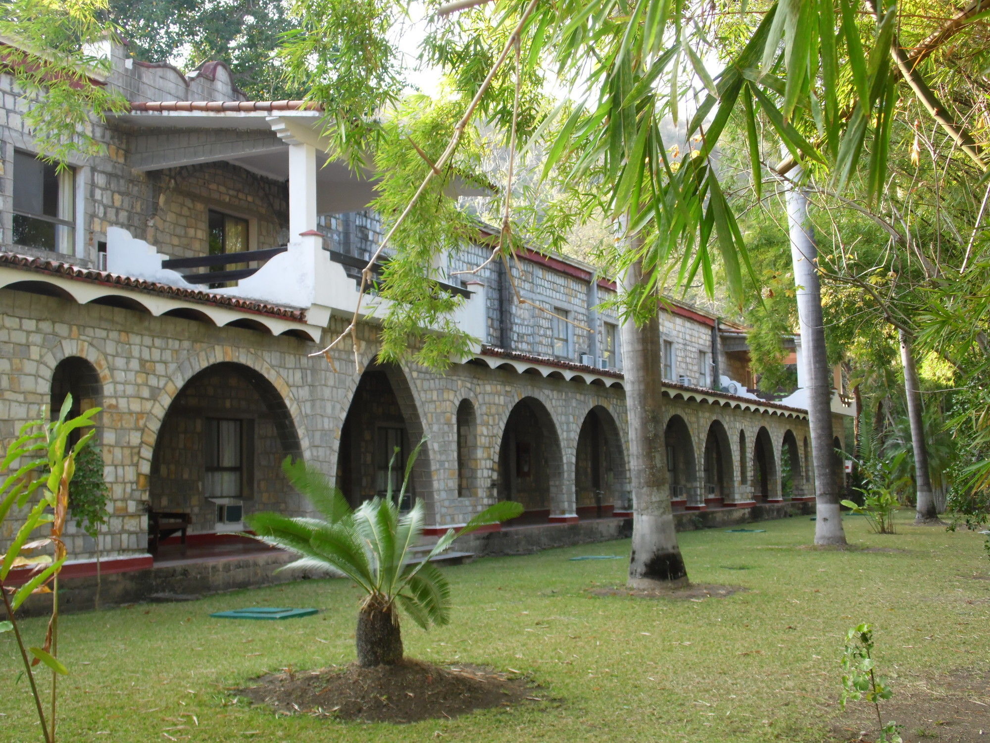 Hotel Spa Taninul Los Puentes ภายนอก รูปภาพ